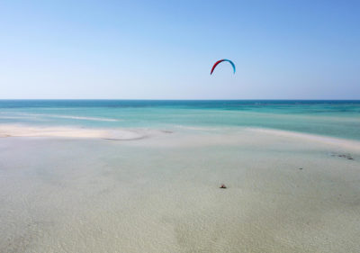 Wakeup Adventures Ruwais tour best place to learn kitesurfing