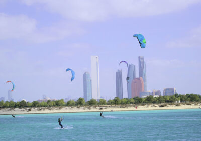 Best top kite spots UAE kitesurf